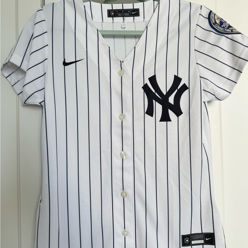 Nike Yankees  White and Black Striped Baseball Jersey
